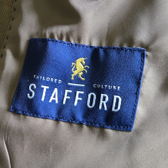 Courduroy Stafford Sport Coat in Wheat - Picture 3 of 9